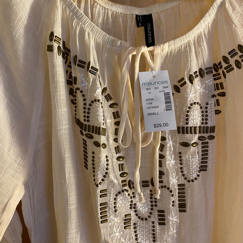 BRAND NEW EMBROIDERED TOP
